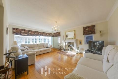 undefined, Robert Avenue, St. Albans, AL1 2QR