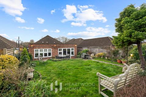 3 bedroom detached bungalow for sale, Robert Avenue, St. Albans, AL1 2QR