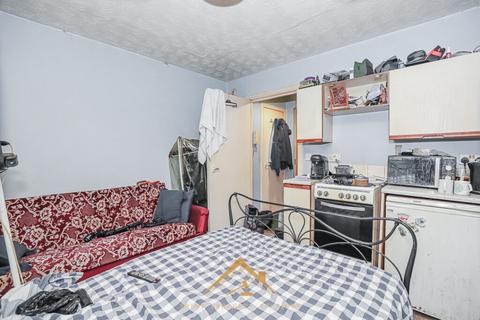 undefined, Espedair Street, Paisley PA2
