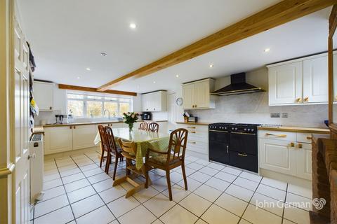 4 bedroom detached house for sale, Baswich Lane, Stafford