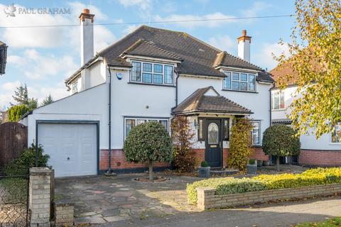 3 bedroom detached house for sale, Browning Avenue, Sutton
