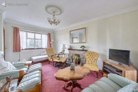 3 bedroom detached house for sale, Browning Avenue, Sutton