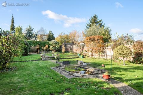 3 bedroom detached house for sale, Browning Avenue, Sutton