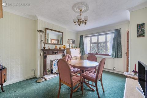 3 bedroom detached house for sale, Browning Avenue, Sutton