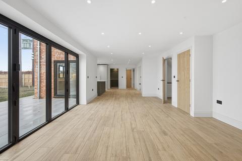 4 bedroom detached house for sale, Ixworth Road, Bury St. Edmunds IP31