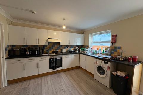 5 bedroom terraced house to rent, Avenue Road, Southampton