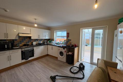 5 bedroom terraced house to rent, Avenue Road, Southampton