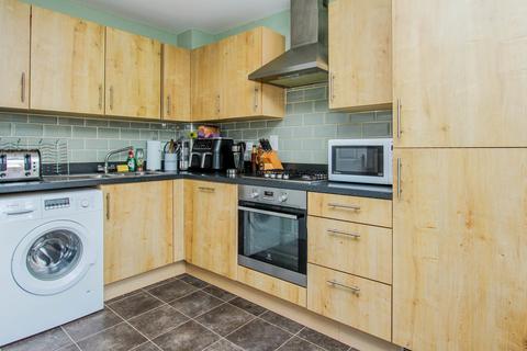 3 bedroom semi-detached house for sale, Chimney Crescent, Wellingborough NN9