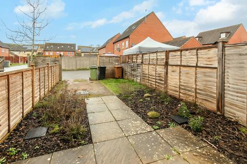 3 bedroom terraced house for sale, The Embankment, Wellingborough NN8