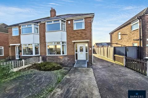 3 bedroom semi-detached house for sale, Kingsley Crescent, Birkenshaw