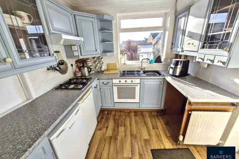 3 bedroom semi-detached house for sale, Kingsley Crescent, Birkenshaw