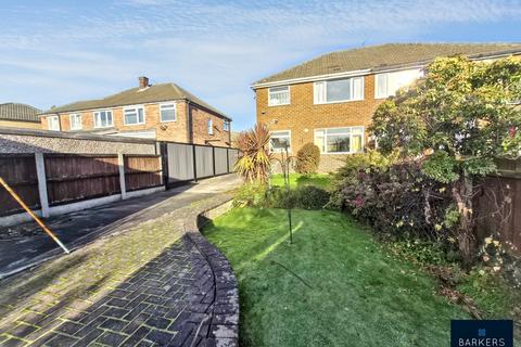 3 bedroom semi-detached house for sale, Kingsley Crescent, Birkenshaw