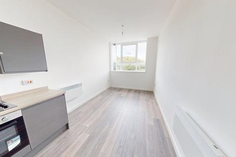 1 bedroom apartment to rent, Card House, Bradford BD9