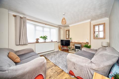 undefined, Redwood Drive, Luton, Bedfordshire, LU3