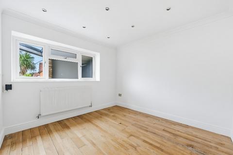 undefined, Bellhouse Road, Leigh-on-sea, SS9 5