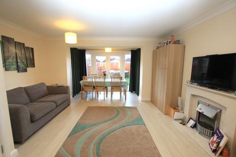 4 bedroom terraced house for sale, Cwrt Y Terfyn, Saltney, Chester