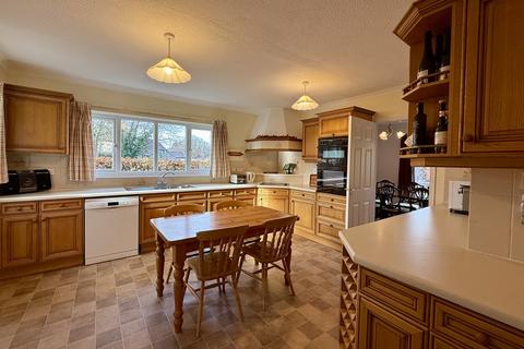 5 bedroom detached house for sale, Chapel Close, Chew Stoke