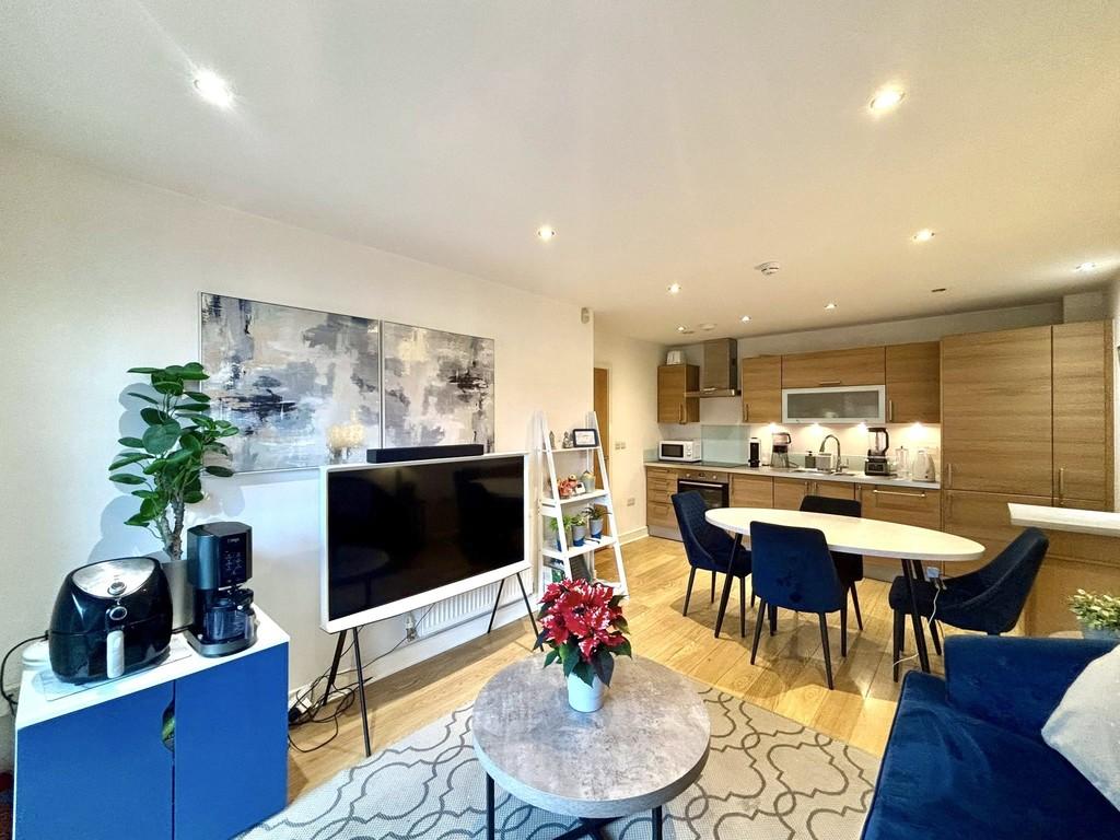 Living/Dining area