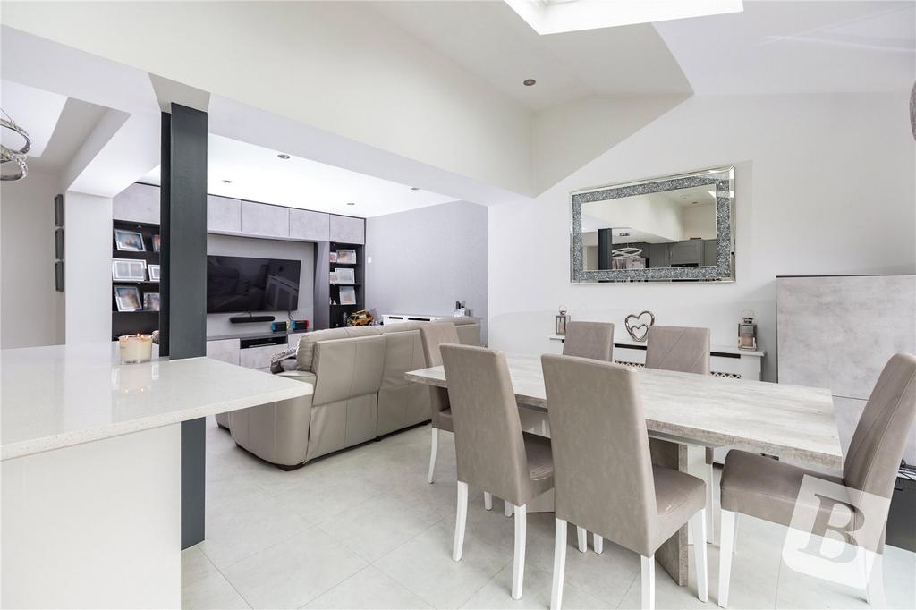Kitchen/Living
