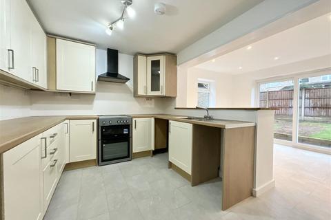 3 bedroom semi-detached house to rent, Cloverdale Drive, Longwell Green, Bristol