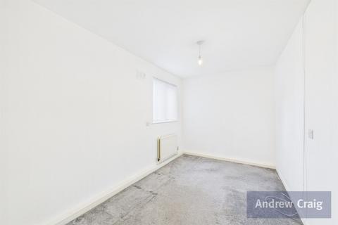 2 bedroom flat for sale, Cotfield Walk, Gateshead