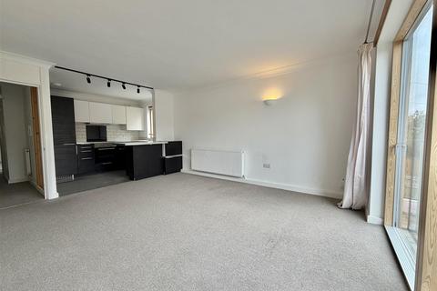 2 bedroom apartment to rent, Williams Grove, London N22