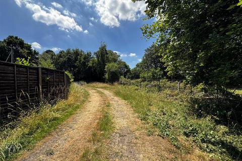 undefined, The Grange, Chobham