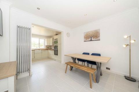 undefined, Evelyn Crescent, Sunbury-On-Thames TW16