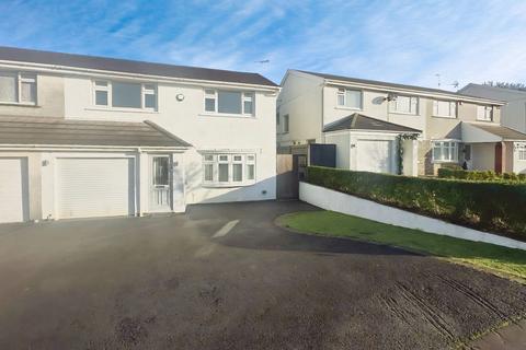 undefined, Clos-Glanlliw, Swansea SA4