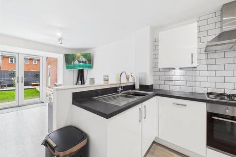 3 bedroom townhouse for sale, Armstrongs Fields, Aylesbury HP22