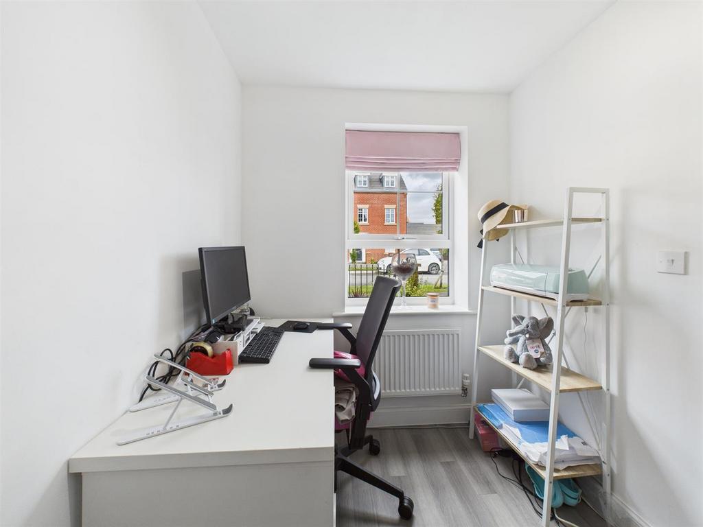 CAM04907 G0-PR0297-STILL017.jpg