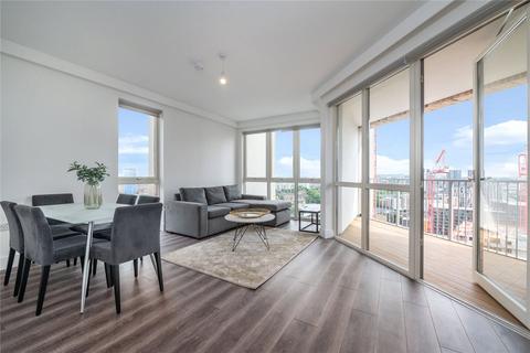 2 bedroom flat to rent, Silvertown Way, London