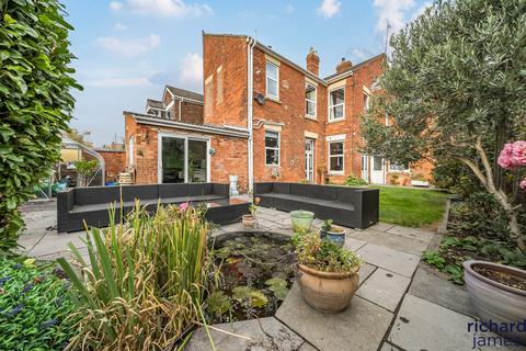 5 bedroom detached house for sale, Park Lane, Swindon, SN1