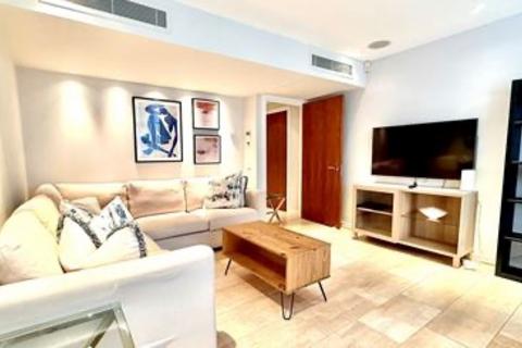 1 bedroom flat to rent, Young street, Kensington W8