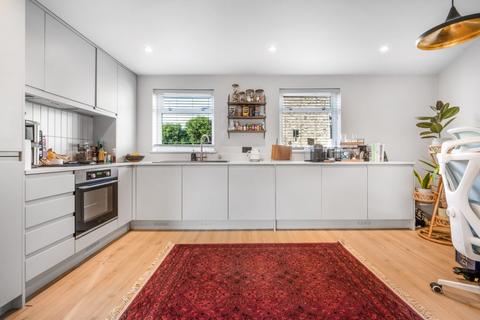 1 bedroom ground floor flat to rent, King George Street, London SE10