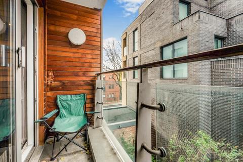 1 bedroom flat to rent, Long Lane, London SE1
