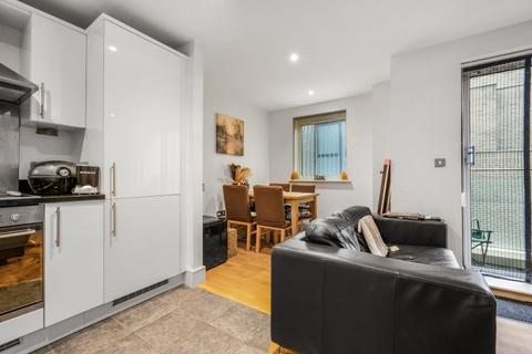 1 bedroom flat to rent, Long Lane, London SE1