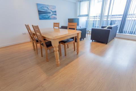 3 bedroom flat to rent, Pall Mall, L3 6ES,