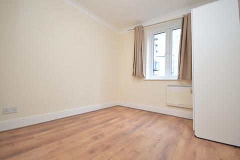 Peninsula Court, Canary Wharf, E14 3LH