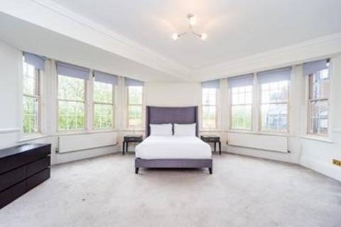 5 bedroom apartment to rent, Strathmore Court, St John's Wood