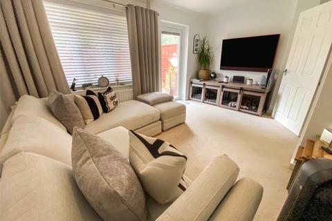 undefined, Lorraine Road, Surrey GU15
