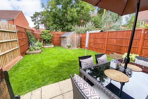 undefined, Lorraine Road, Surrey GU15