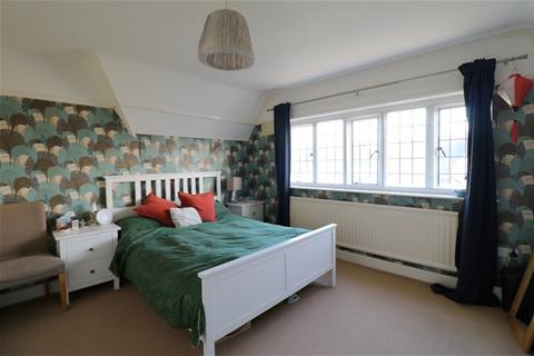 undefined, Queens Drive, West Acton, West Acton