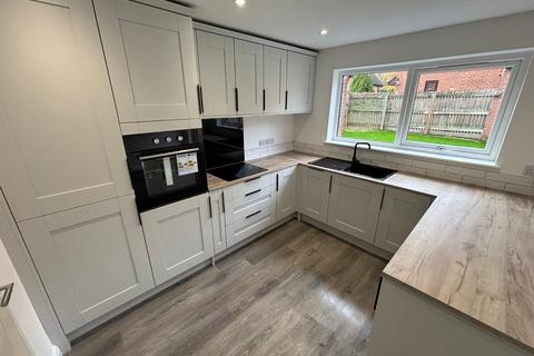 3 bedroom detached house to rent, Walkington, Beverley, East Riding of Yorkshi, HU17