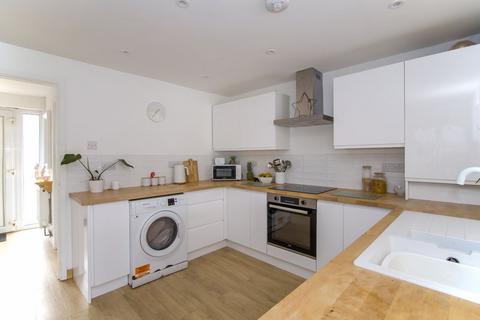 4 bedroom semi-detached house for sale, Castle Avenue, Penarth