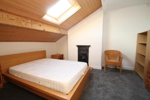 2 bedroom house to rent, Pasture Terrace, Leeds, West Yorkshire, UK, LS7