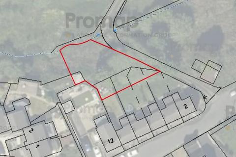 undefined, North West of Parkwood Road, Huddersfield HD3