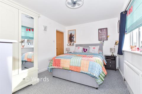 3 bedroom semi-detached house for sale, Shrubcote, Tenterden, Kent