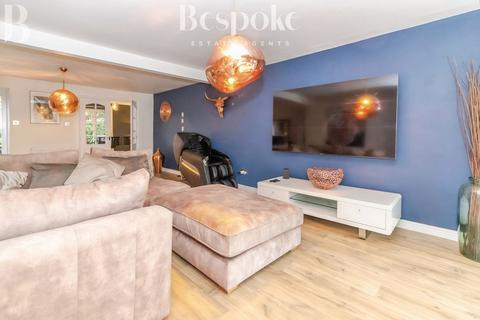 undefined, Ledran Close, Reading RG6