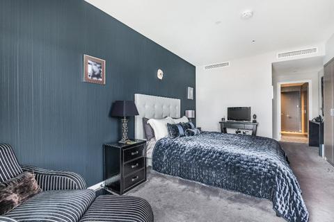 2 bedroom apartment for sale, Charrington Tower, Blackwall, Canary Wharf, London, E14 9BF